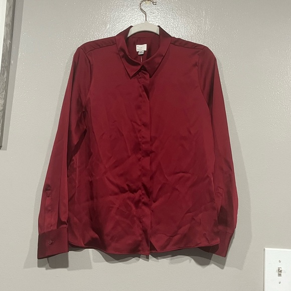 Womens  Long S  Satin Botto  Down Shirt.    Burgundy M - Picture 9 of 10